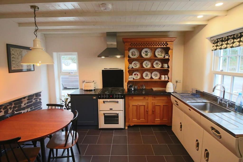 Riverside Cottage Walking Distance Into Caernarfon Exterior photo